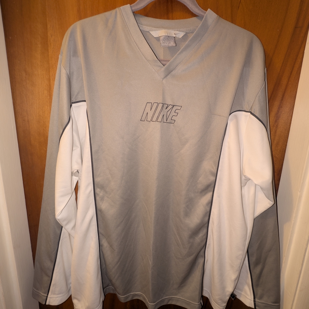 Nike Gray and White Men's Jersey